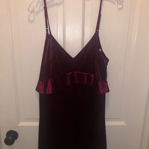 Velvet burgundy dress vestique boutique nwot